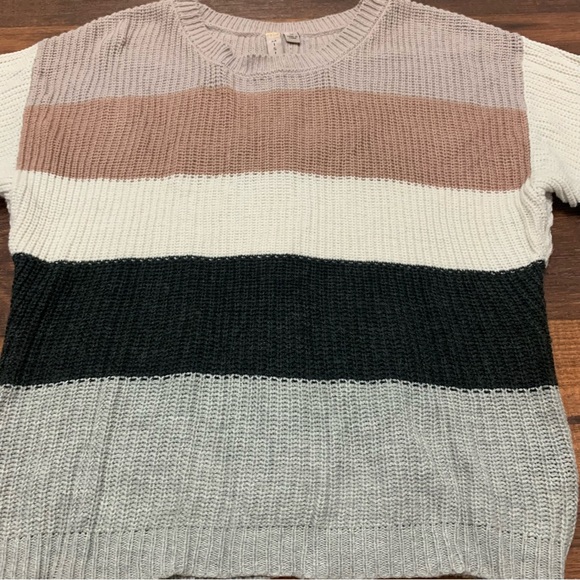 MISIA Striped Color Block Knit Sweater Womens Size M Gray Pink Button Back - Picture 6 of 11